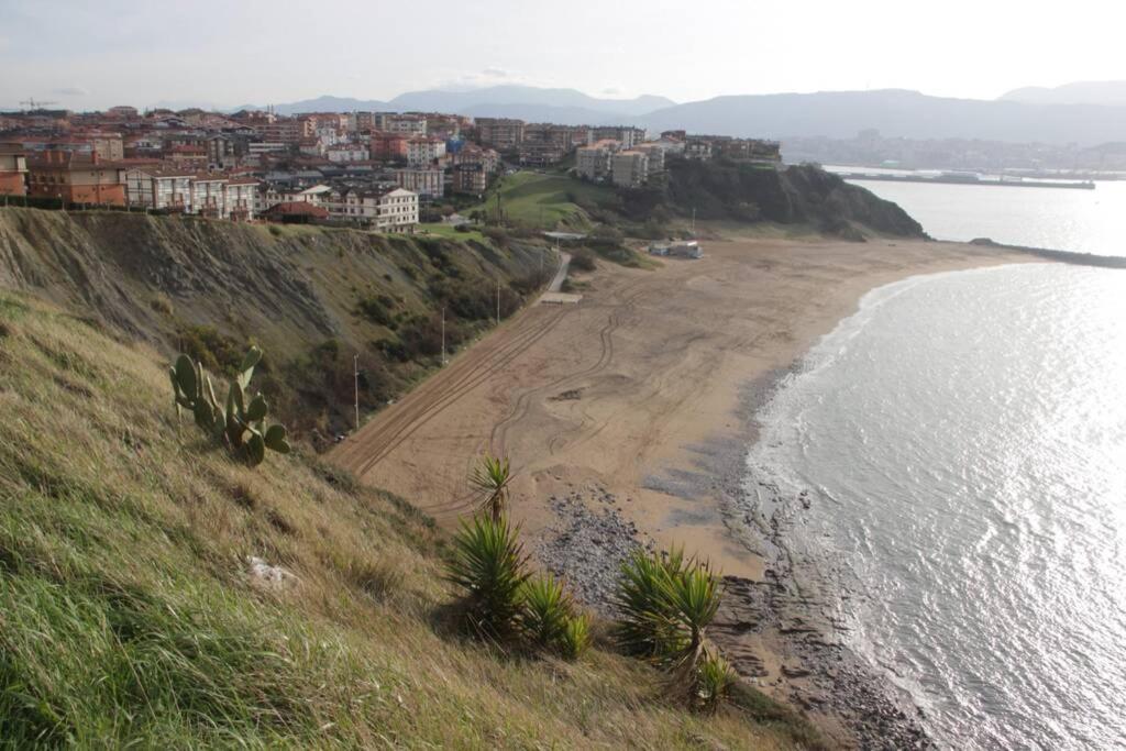 Aixerrota Apartamentos B Getxo Exterior photo
